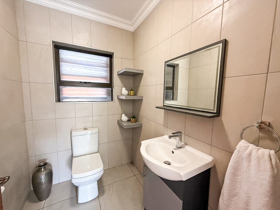 3 Bedroom Property for Sale in Xanadu Eco Park North West